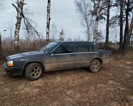 Синій Вольво 740, об'ємом двигуна 2 л та пробігом 300 тис. км за 800 $, фото 3 на Automoto.ua