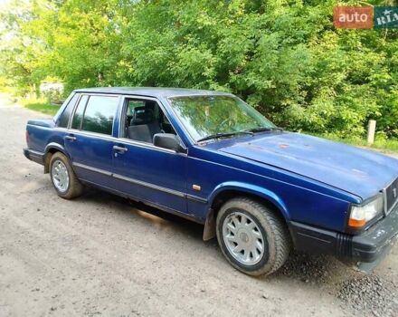 Синий Вольво 740, объемом двигателя 0 л и пробегом 570 тыс. км за 1000 $, фото 1 на Automoto.ua