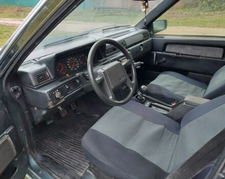 Зеленый Вольво 740, объемом двигателя 2.3 л и пробегом 318 тыс. км за 1200 $, фото 5 на Automoto.ua