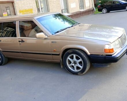 Бежевый Вольво 760, объемом двигателя 2.3 л и пробегом 400 тыс. км за 2600 $, фото 2 на Automoto.ua