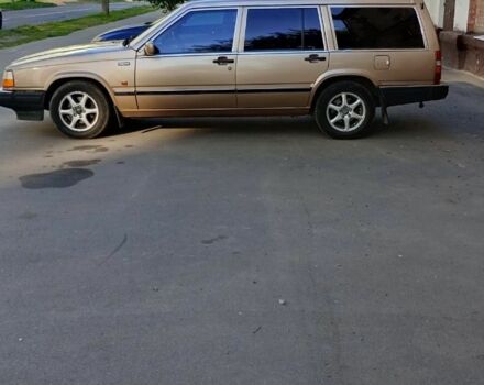 Бежевый Вольво 760, объемом двигателя 2.3 л и пробегом 400 тыс. км за 2600 $, фото 1 на Automoto.ua