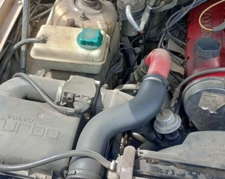 Бежевый Вольво 760, объемом двигателя 2.3 л и пробегом 400 тыс. км за 2600 $, фото 6 на Automoto.ua