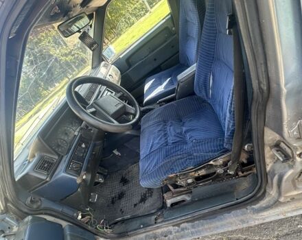 Сірий Вольво 760, об'ємом двигуна 2.4 л та пробігом 333 тис. км за 799 $, фото 5 на Automoto.ua