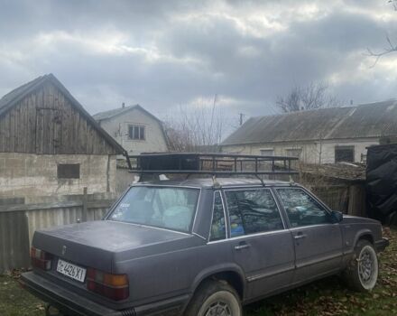 Сірий Вольво 760, об'ємом двигуна 0 л та пробігом 400 тис. км за 2200 $, фото 3 на Automoto.ua