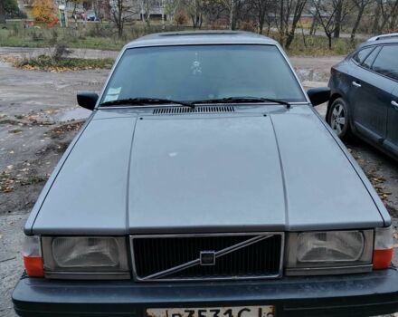 Серый Вольво 760, объемом двигателя 2.3 л и пробегом 400 тыс. км за 1000 $, фото 4 на Automoto.ua