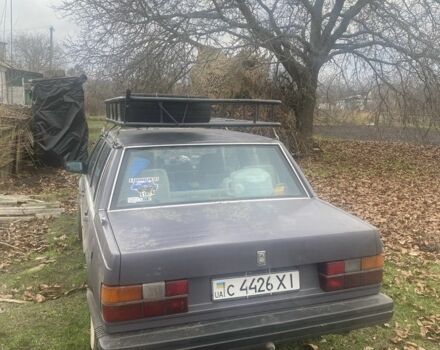Сірий Вольво 760, об'ємом двигуна 0 л та пробігом 400 тис. км за 2200 $, фото 5 на Automoto.ua