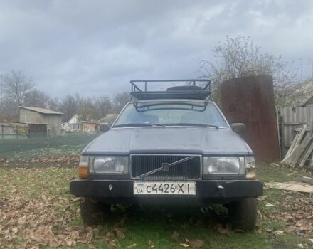 Сірий Вольво 760, об'ємом двигуна 0 л та пробігом 400 тис. км за 2200 $, фото 1 на Automoto.ua