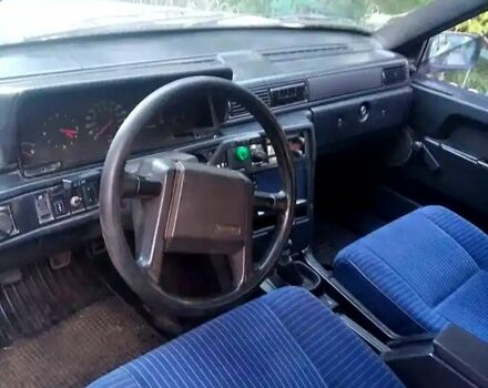 Серый Вольво 760, объемом двигателя 2.3 л и пробегом 250 тыс. км за 1000 $, фото 2 на Automoto.ua