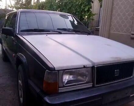 Серый Вольво 760, объемом двигателя 2.3 л и пробегом 250 тыс. км за 1000 $, фото 5 на Automoto.ua