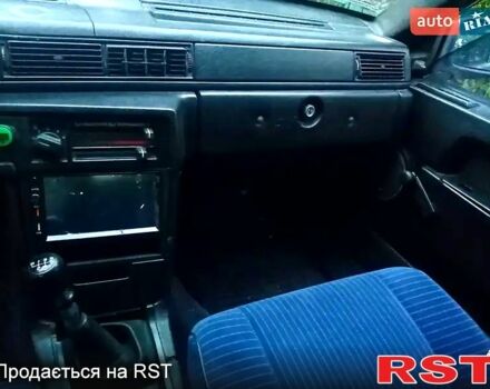 Серый Вольво 760, объемом двигателя 2.3 л и пробегом 250 тыс. км за 1000 $, фото 3 на Automoto.ua