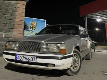 Серый Вольво 760, объемом двигателя 0.24 л и пробегом 1 тыс. км за 1250 $, фото 1 на Automoto.ua