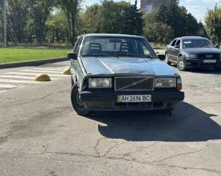 Сірий Вольво 760, об'ємом двигуна 2.4 л та пробігом 333 тис. км за 799 $, фото 1 на Automoto.ua