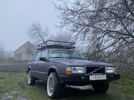 Серый Вольво 760, объемом двигателя 2.5 л и пробегом 400 тыс. км за 2000 $, фото 1 на Automoto.ua