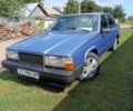 Синий Вольво 760, объемом двигателя 2.3 л и пробегом 193 тыс. км за 1100 $, фото 3 на Automoto.ua