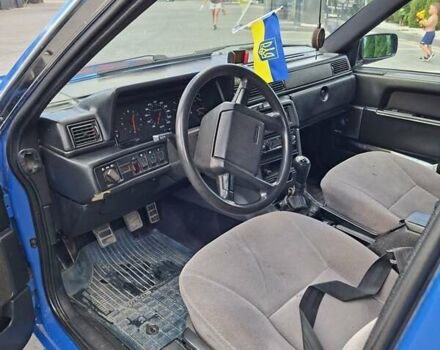Синий Вольво 760, объемом двигателя 2.4 л и пробегом 330 тыс. км за 1500 $, фото 9 на Automoto.ua