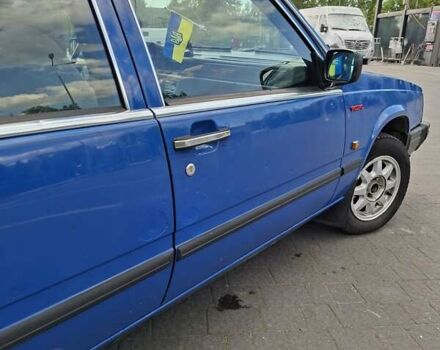 Синий Вольво 760, объемом двигателя 2.4 л и пробегом 330 тыс. км за 1500 $, фото 1 на Automoto.ua