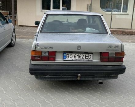 Зелений Вольво 760, об'ємом двигуна 2.4 л та пробігом 333 тис. км за 1700 $, фото 3 на Automoto.ua