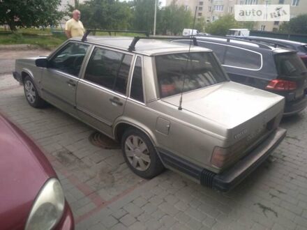 Вольво 760 1985 у Тернополі на Automoto.ua Зелений Вольво 760, об'ємом двигуна 2.4 л та пробігом 200 тис. км за 1200 $, фото 1 на Automoto.ua