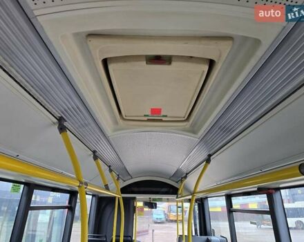 Белый Вольво 7700, объемом двигателя 9.37 л и пробегом 500 тыс. км за 17900 $, фото 20 на Automoto.ua