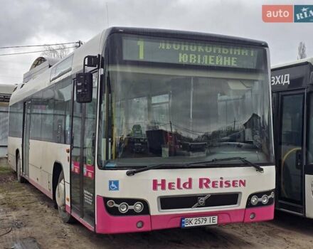 Білий Вольво 7700, об'ємом двигуна 9.37 л та пробігом 500 тис. км за 17900 $, фото 2 на Automoto.ua