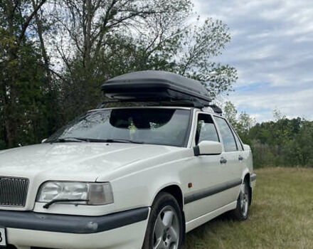 Білий Вольво 850, об'ємом двигуна 2.5 л та пробігом 205 тис. км за 4000 $, фото 2 на Automoto.ua