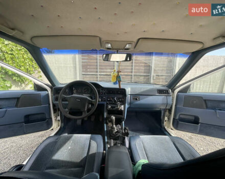 Білий Вольво 850, об'ємом двигуна 2.5 л та пробігом 205 тис. км за 4000 $, фото 1 на Automoto.ua