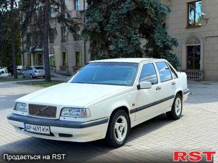 Белый Вольво 850, объемом двигателя 2.5 л и пробегом 250 тыс. км за 1050 $, фото 1 на Automoto.ua