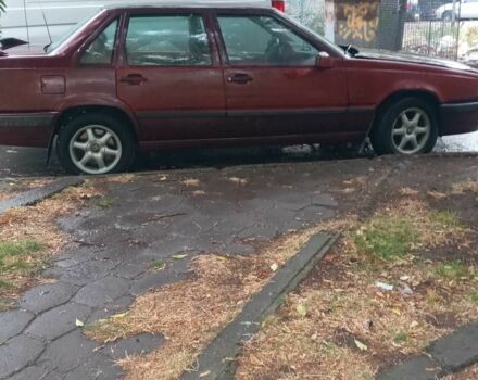 Червоний Вольво 850, об'ємом двигуна 2 л та пробігом 200 тис. км за 2000 $, фото 1 на Automoto.ua