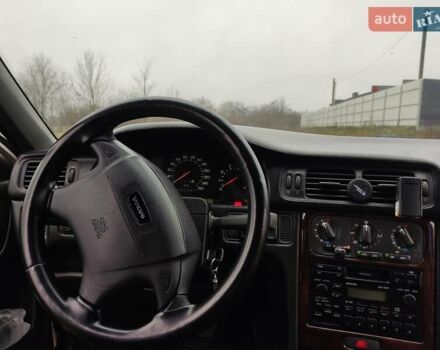 Серый Вольво 850, объемом двигателя 2.4 л и пробегом 350 тыс. км за 2200 $, фото 4 на Automoto.ua