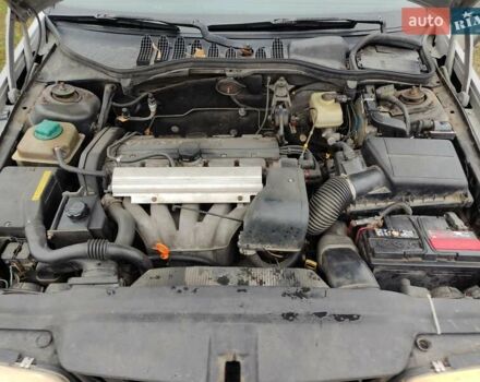 Серый Вольво 850, объемом двигателя 2.4 л и пробегом 350 тыс. км за 2200 $, фото 7 на Automoto.ua