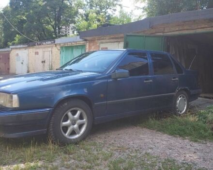 Синий Вольво 850, объемом двигателя 2 л и пробегом 343 тыс. км за 3100 $, фото 1 на Automoto.ua