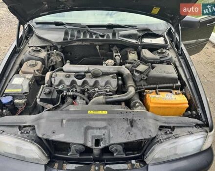 Синий Вольво 850, объемом двигателя 2.5 л и пробегом 460 тыс. км за 2500 $, фото 13 на Automoto.ua