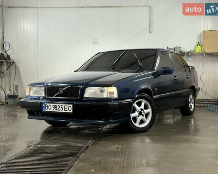 Синий Вольво 850, объемом двигателя 2.43 л и пробегом 419 тыс. км за 2699 $, фото 1 на Automoto.ua