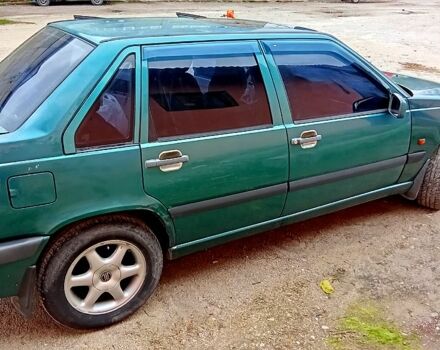 Зеленый Вольво 850, объемом двигателя 2.4 л и пробегом 0 тыс. км за 1700 $, фото 3 на Automoto.ua