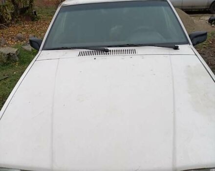 Білий Вольво 940, об'ємом двигуна 2.3 л та пробігом 100 тис. км за 1000 $, фото 1 на Automoto.ua