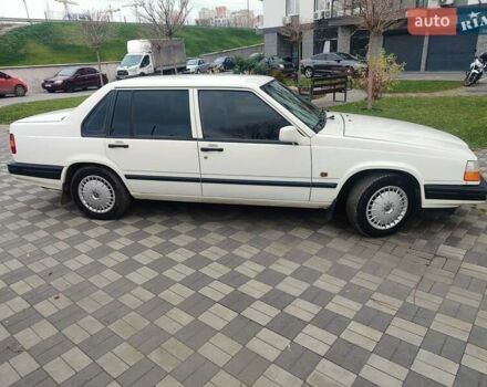 Белый Вольво 940, объемом двигателя 2.3 л и пробегом 398 тыс. км за 3200 $, фото 9 на Automoto.ua