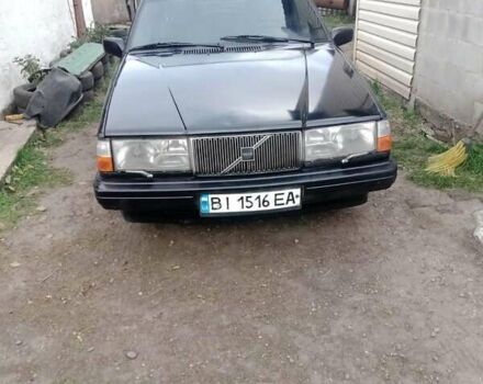 Черный Вольво 940, объемом двигателя 2.3 л и пробегом 100 тыс. км за 1500 $, фото 1 на Automoto.ua