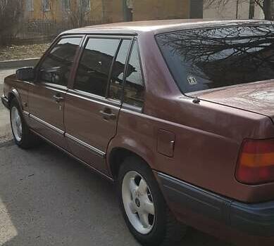 Красный Вольво 940, объемом двигателя 2.4 л и пробегом 510 тыс. км за 2850 $, фото 3 на Automoto.ua