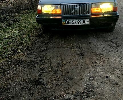 Серый Вольво 940, объемом двигателя 2.3 л и пробегом 330 тыс. км за 3000 $, фото 1 на Automoto.ua