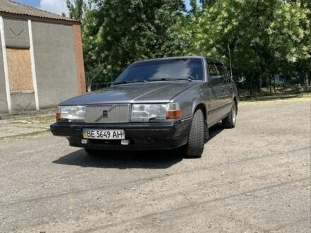 Вольво 940 1991 у Новом Буге на Automoto.ua Сірий Вольво 940, об'ємом двигуна 2.3 л та пробігом 328 тис. км за 2000 $, фото 1 на Automoto.ua