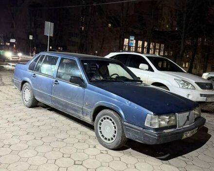Синий Вольво 940, объемом двигателя 2.3 л и пробегом 250 тыс. км за 1600 $, фото 1 на Automoto.ua