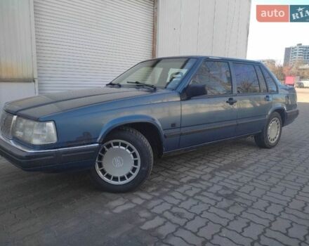 Синий Вольво 940, объемом двигателя 2.3 л и пробегом 240 тыс. км за 1099 $, фото 1 на Automoto.ua