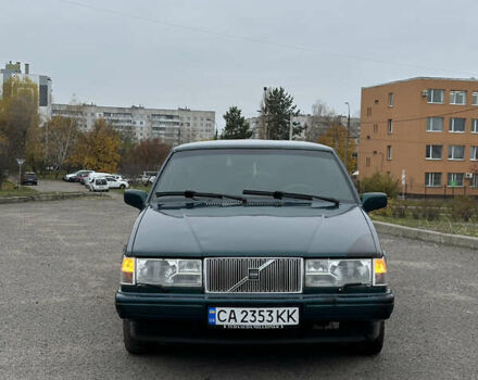 Зеленый Вольво 940, объемом двигателя 2.3 л и пробегом 570 тыс. км за 1800 $, фото 1 на Automoto.ua