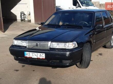Чорний Вольво 960, об'ємом двигуна 2.92 л та пробігом 250 тис. км за 3200 $, фото 1 на Automoto.ua