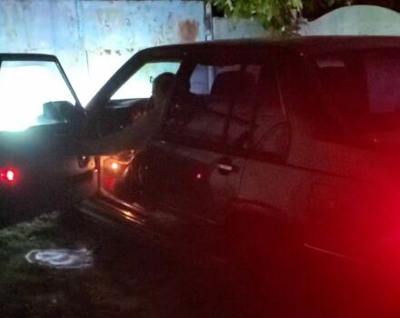 Серый Вольво 960, объемом двигателя 2.9 л и пробегом 450 тыс. км за 1897 $, фото 6 на Automoto.ua