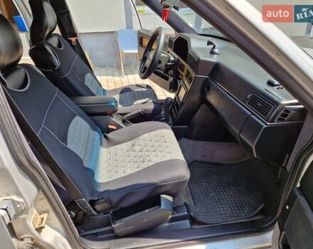 Серый Вольво 960, объемом двигателя 2.92 л и пробегом 370 тыс. км за 2900 $, фото 10 на Automoto.ua