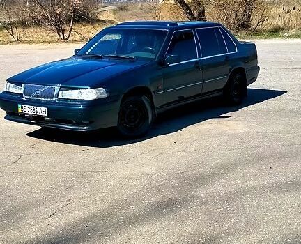 Зелений Вольво 960, об'ємом двигуна 3 л та пробігом 277 тис. км за 1700 $, фото 1 на Automoto.ua