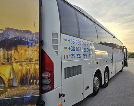 Белый Вольво Б12, объемом двигателя 12 л и пробегом 140 тыс. км за 69500 $, фото 7 на Automoto.ua
