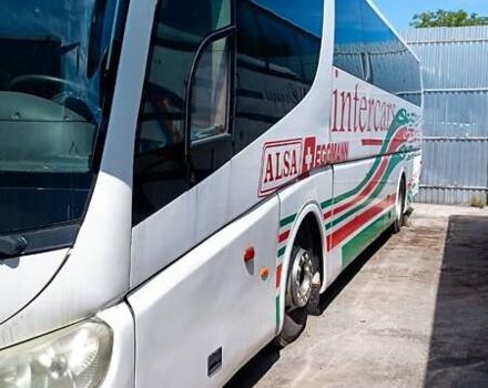 Белый Вольво Б12, объемом двигателя 12.13 л и пробегом 402 тыс. км за 39000 $, фото 2 на Automoto.ua