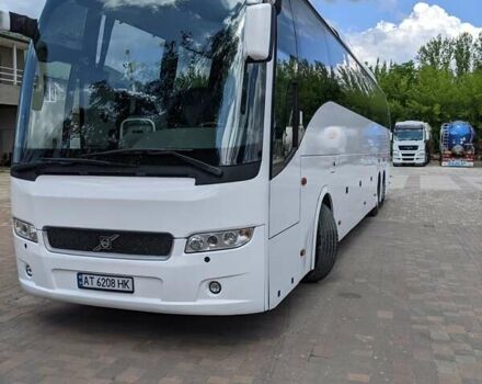 Белый Вольво Б12, объемом двигателя 12.1 л и пробегом 100 тыс. км за 76000 $, фото 1 на Automoto.ua